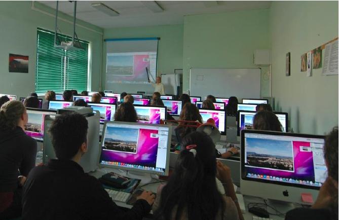 Carlo Fontana nel Laboratorio multimediale